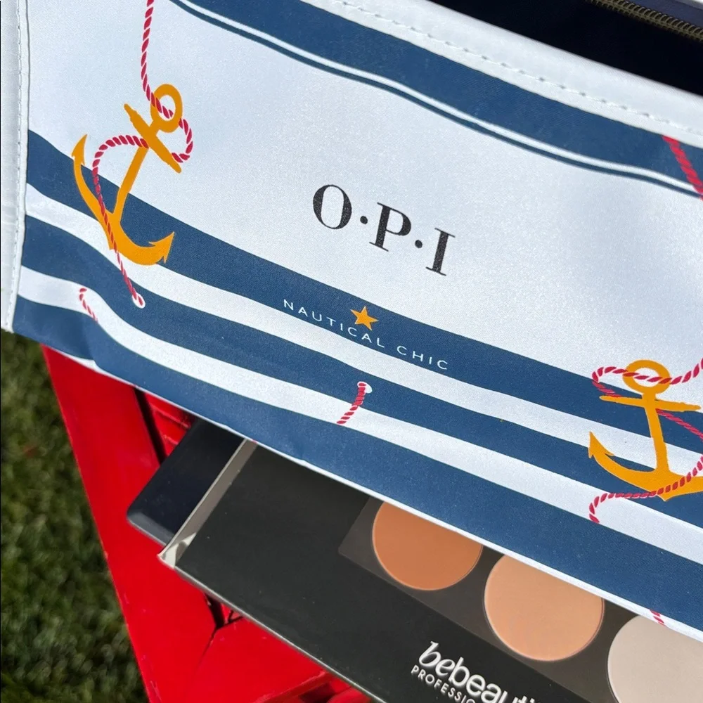 Crown Crème Concealer NIB, BeBeautiful Pressed Contour NIB & Zip Pouch New